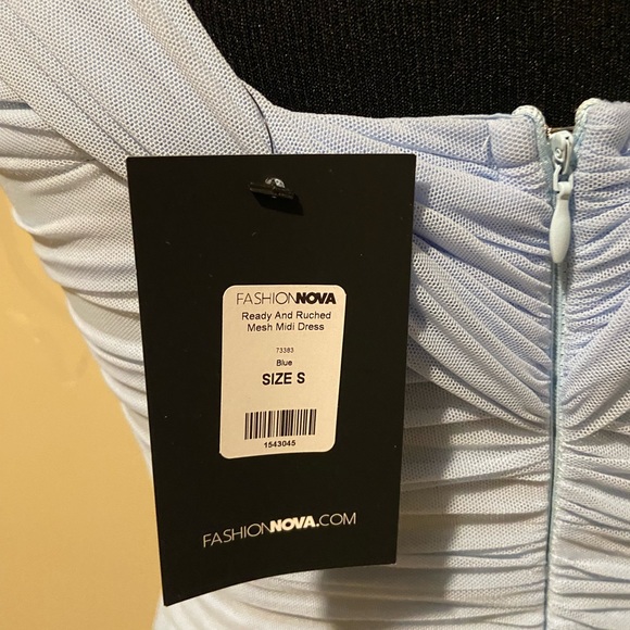 Elegant dress for your party or meeting, so that you look sensational! - Picture 4 of 4